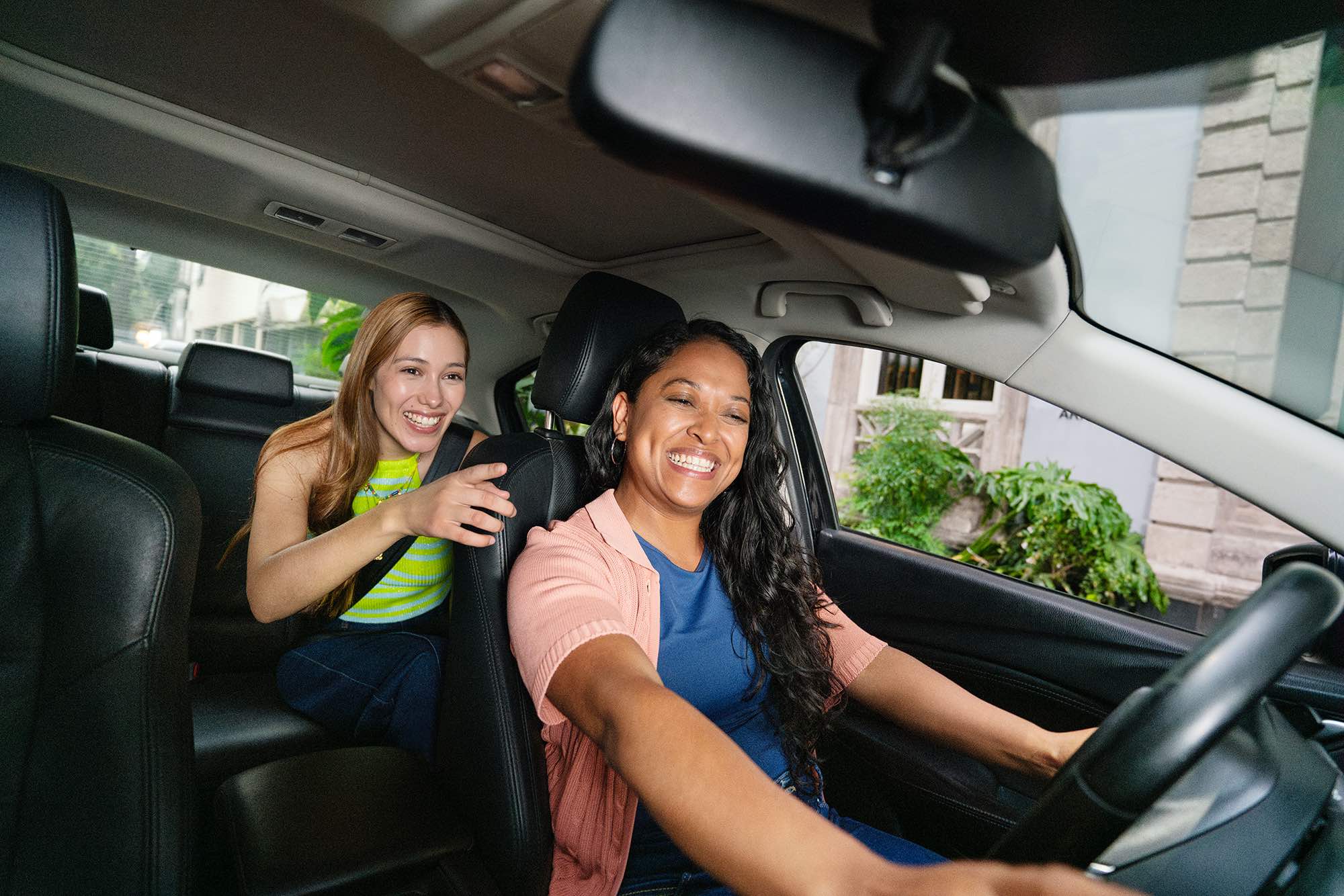 Indrive y Fundacion Origen