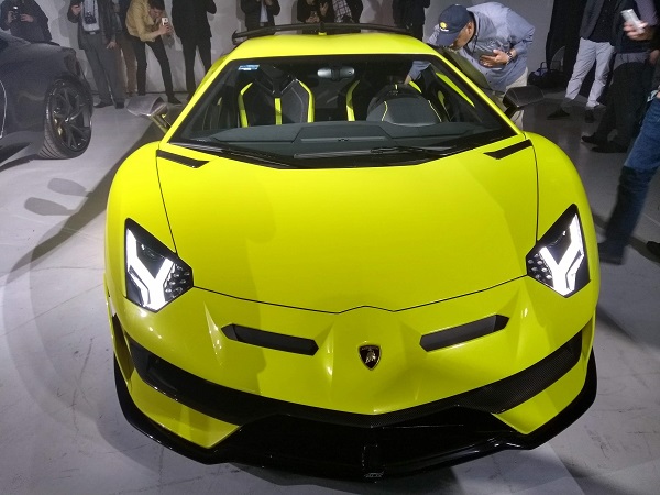 Lamborghini Aventador SVJ