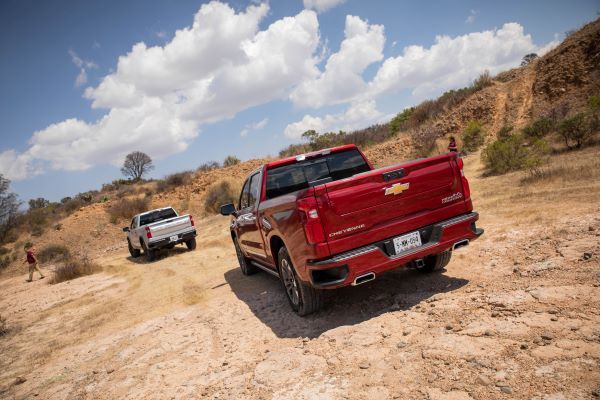 Chevrolet Cheyenne ZR2 y Silverado Turbo