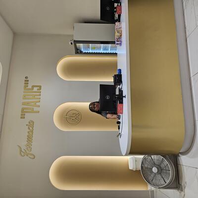 Farmacia París presenta su división Mundo Dermocosmético