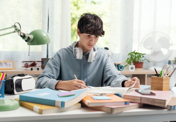 ¿Cómo enfrentarán el ahorro para su futuro las generaciones Z y la Millennial?