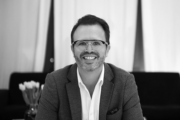Lanza servicios de asesoría y capacitación digital