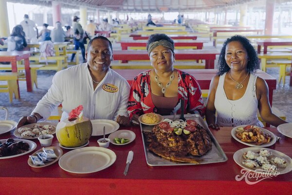 Expositores del Festival del Pescado a la talla