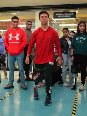 Estudiantes desarrollan prototipos de órtesis sustentables