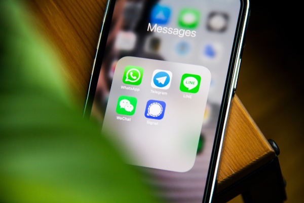 Videos personalizaos en WhatsApp, claves para la temporada de fin de año