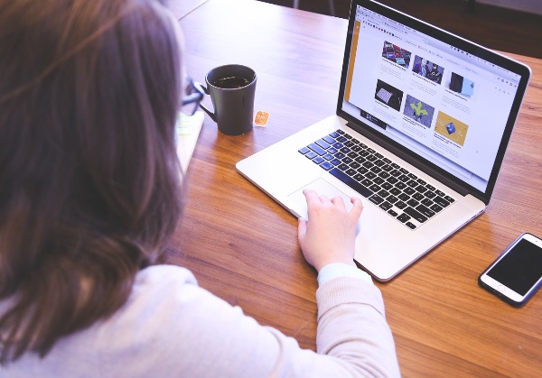 PMI: déficit en área tech genera oportunidades para mayor participación de mujeres