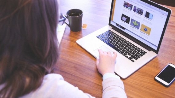 PMI: déficit en área tech genera oportunidades para mayor participación de mujeres 
