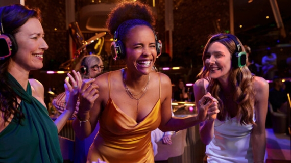 Celebrity Cruises® lanza su nueva identidad