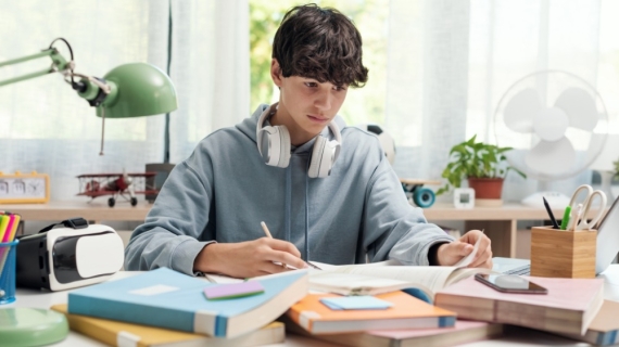 ¿Cómo enfrentarán el ahorro para su futuro las generaciones Z y la Millennial?