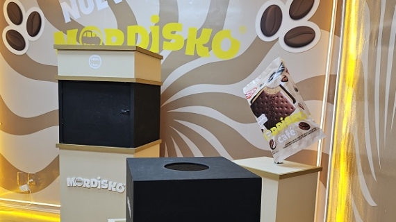 Mordisko abre las puertas de su casa y presenta su campaña