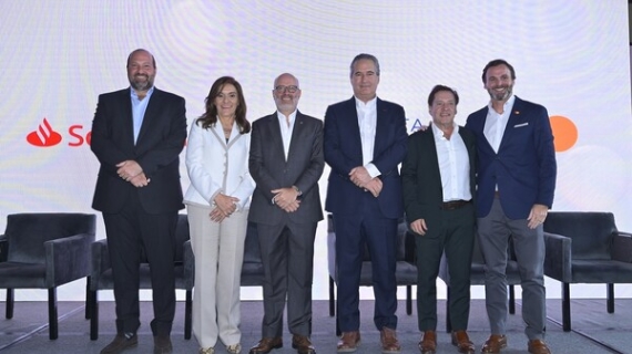Santander, Mastercard y Fiesta Rewards renuevan alianza por 10 años más