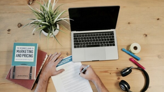 Marketing promocional en 2025: hiperpersonalización vs. privacidad
