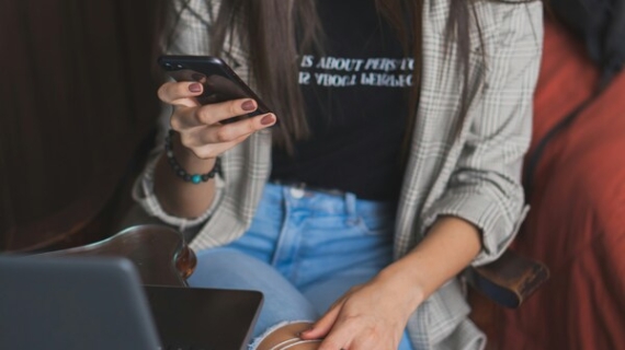 La revolución de la gama media: smartphones 10 mil pesos o menos